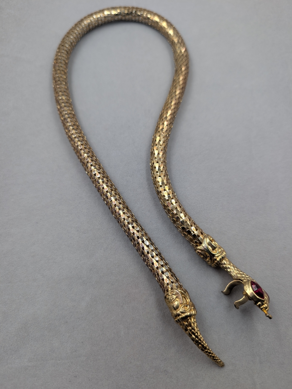 Vintage Mesh Snake Serpent Necklace Gold Red Rhinestone Eyes EUC 0628 - Picture 7 of 8